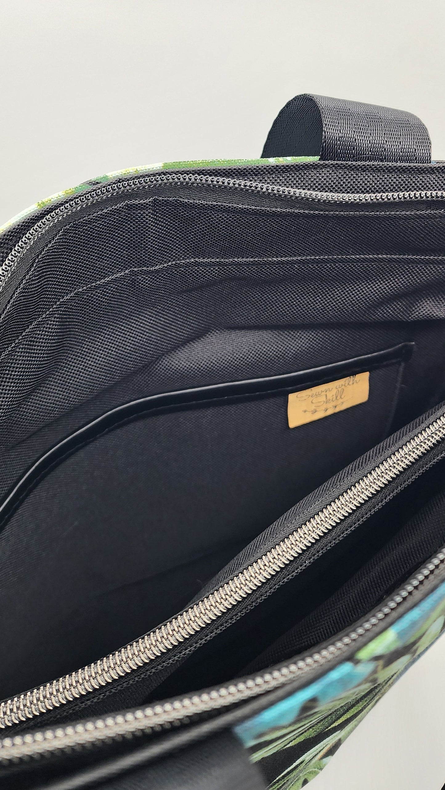 Tuesday Tote - Toucan Talk