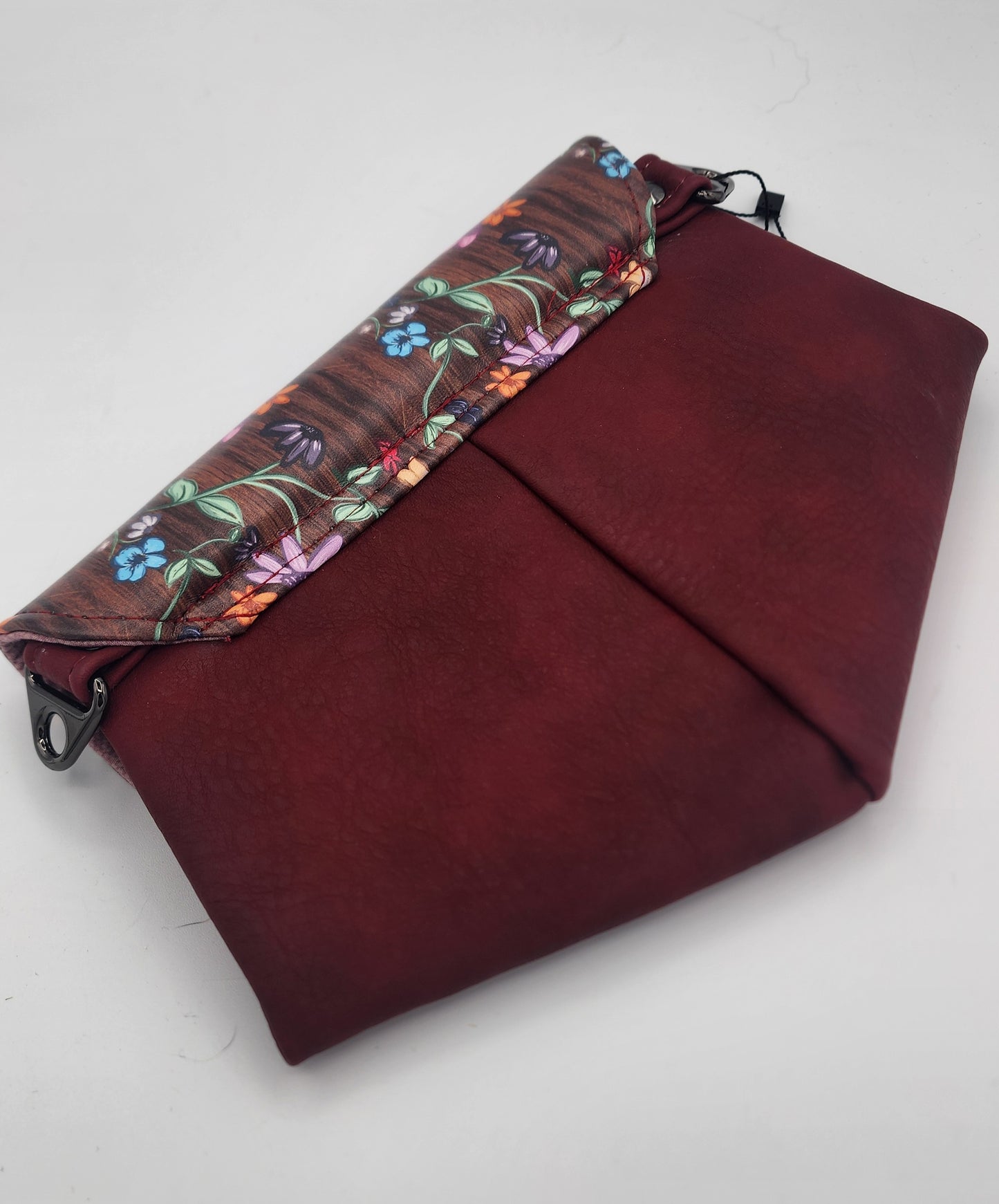 Skye Wristlet Small - Red with Floral